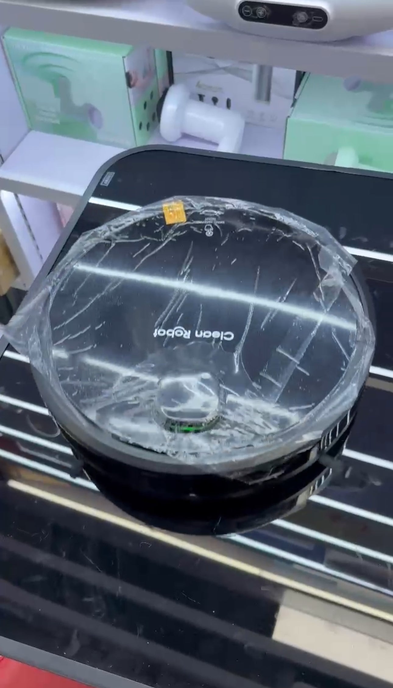 ROBOT VACCUM CLEANER